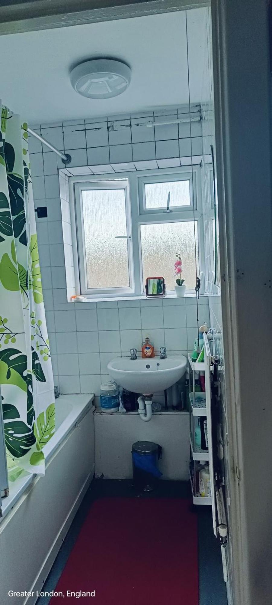 Cosy Private Room In Hornchurch, London With Free Parking Bagian luar foto